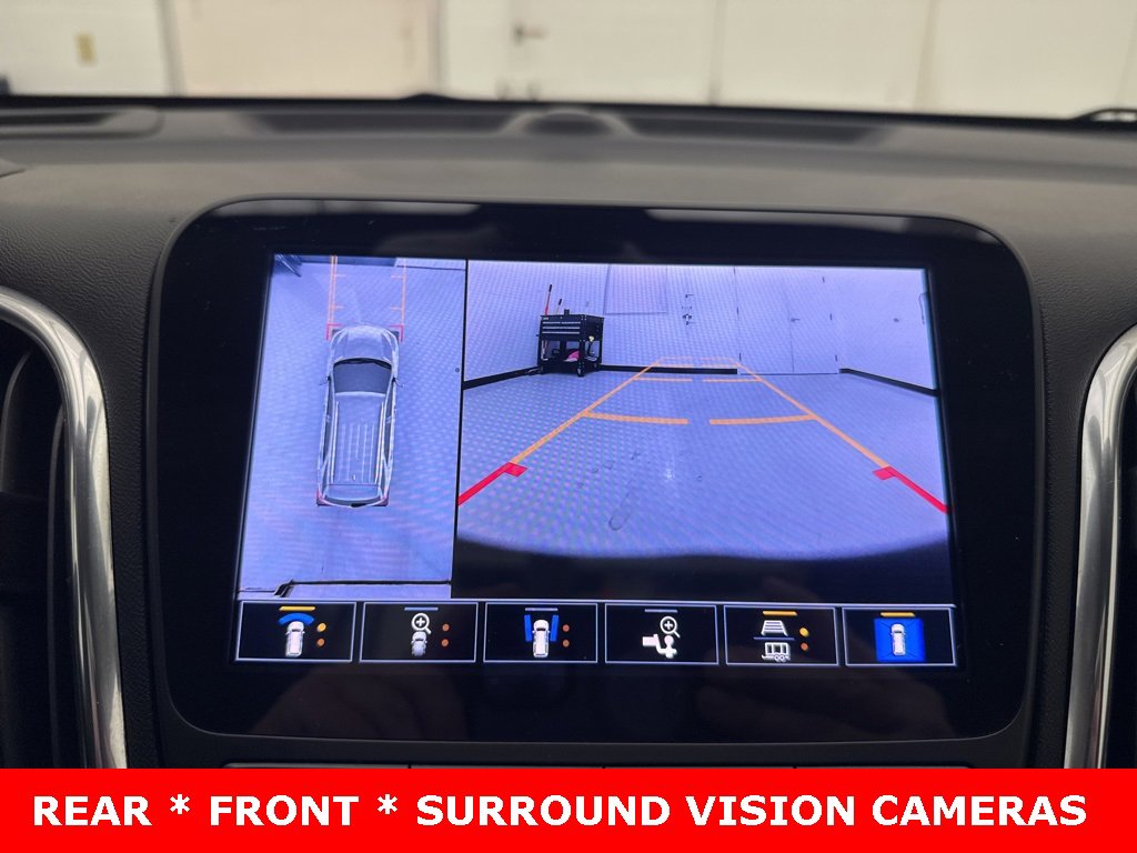 Used 2023 Chevrolet Equinox LT image 3