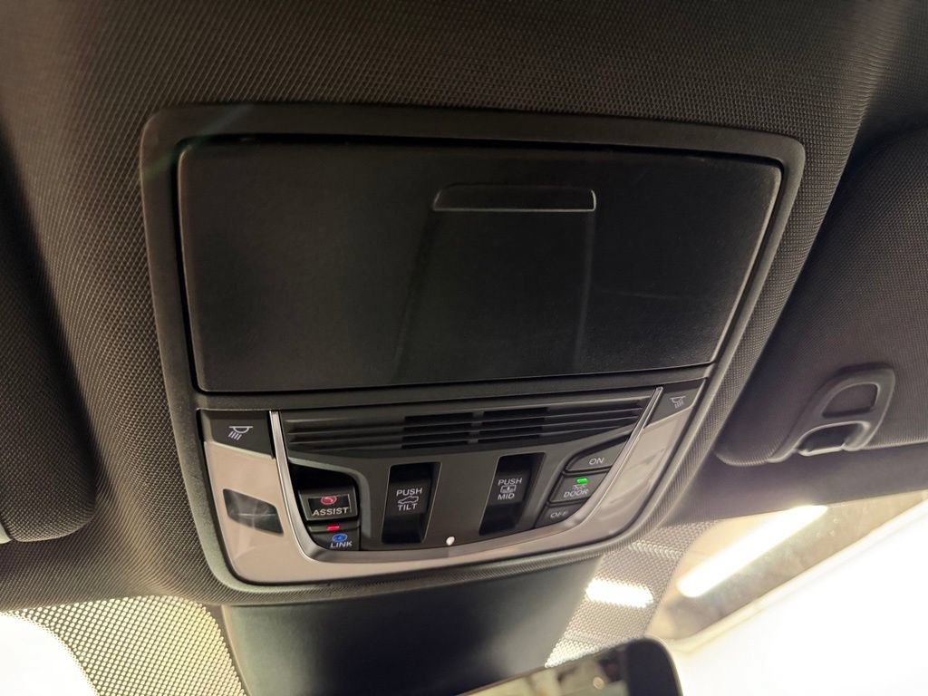 Used 2024 Acura MDX Type S AWD/4WD image 34