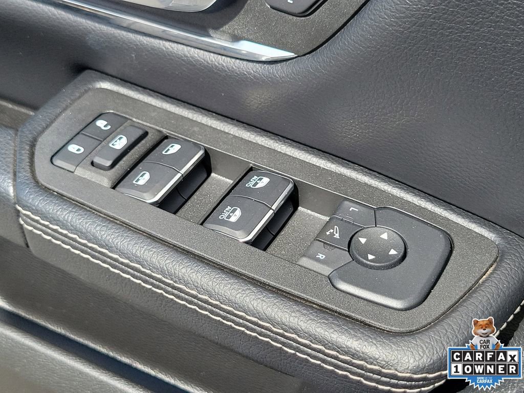 Used 2025 RAM 1500 Laramie AWD/4WD image 19
