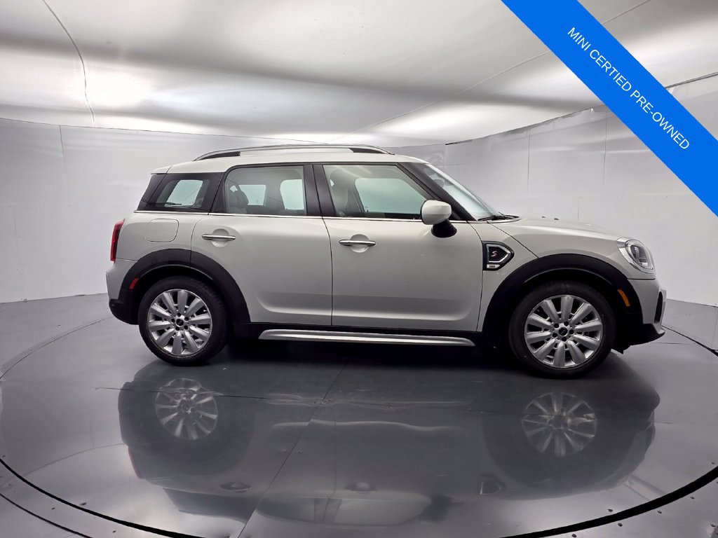 Used 2022 MINI Cooper Countryman S w/ Premium Package FWD image 3