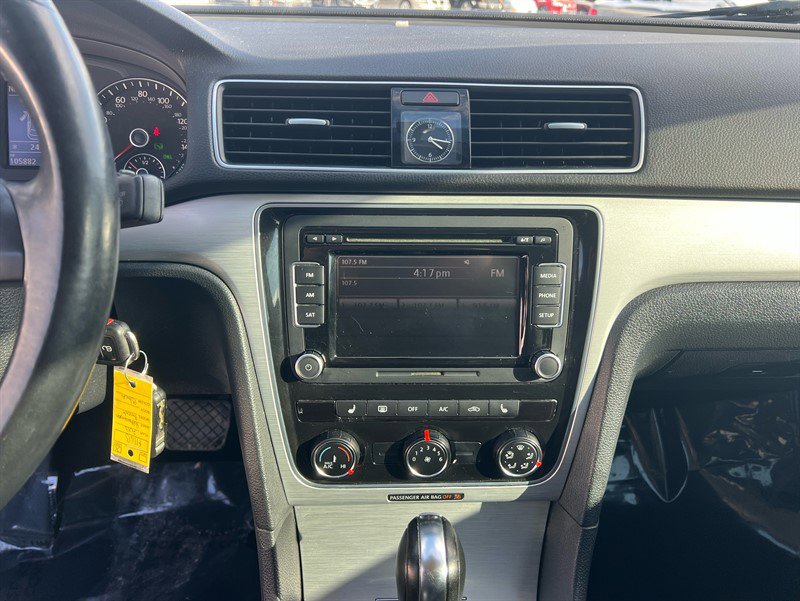 Used 2013 Volkswagen Passat 2.5 SE image 27