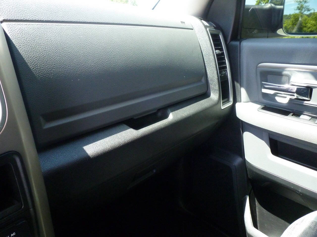 Used 2014 RAM 2500 Outdoorsman AWD/4WD image 29