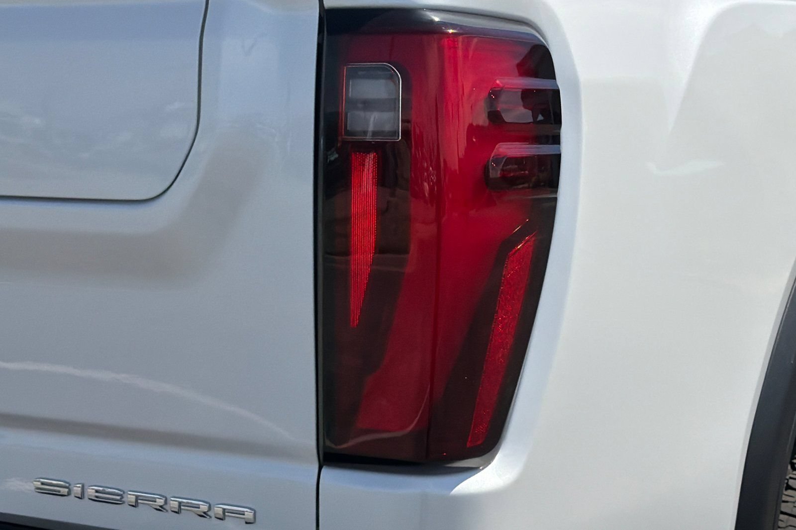 Used 2024 GMC Sierra 2500 Denali Ultimate w/ Max Trailering Package AWD/4WD image 40