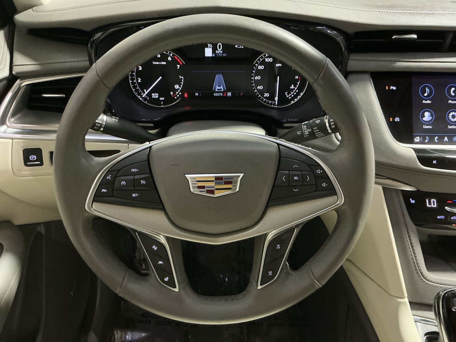 Used 2024 Cadillac XT5 Premium Luxury w/ LPO, Floor Liner Package AWD/4WD image 17