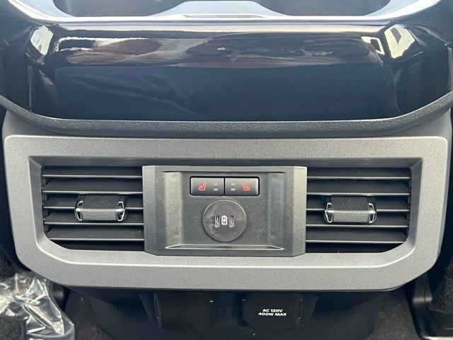 New 2024 Ford F250 Lariat w/ Lariat Ultimate Package image 45