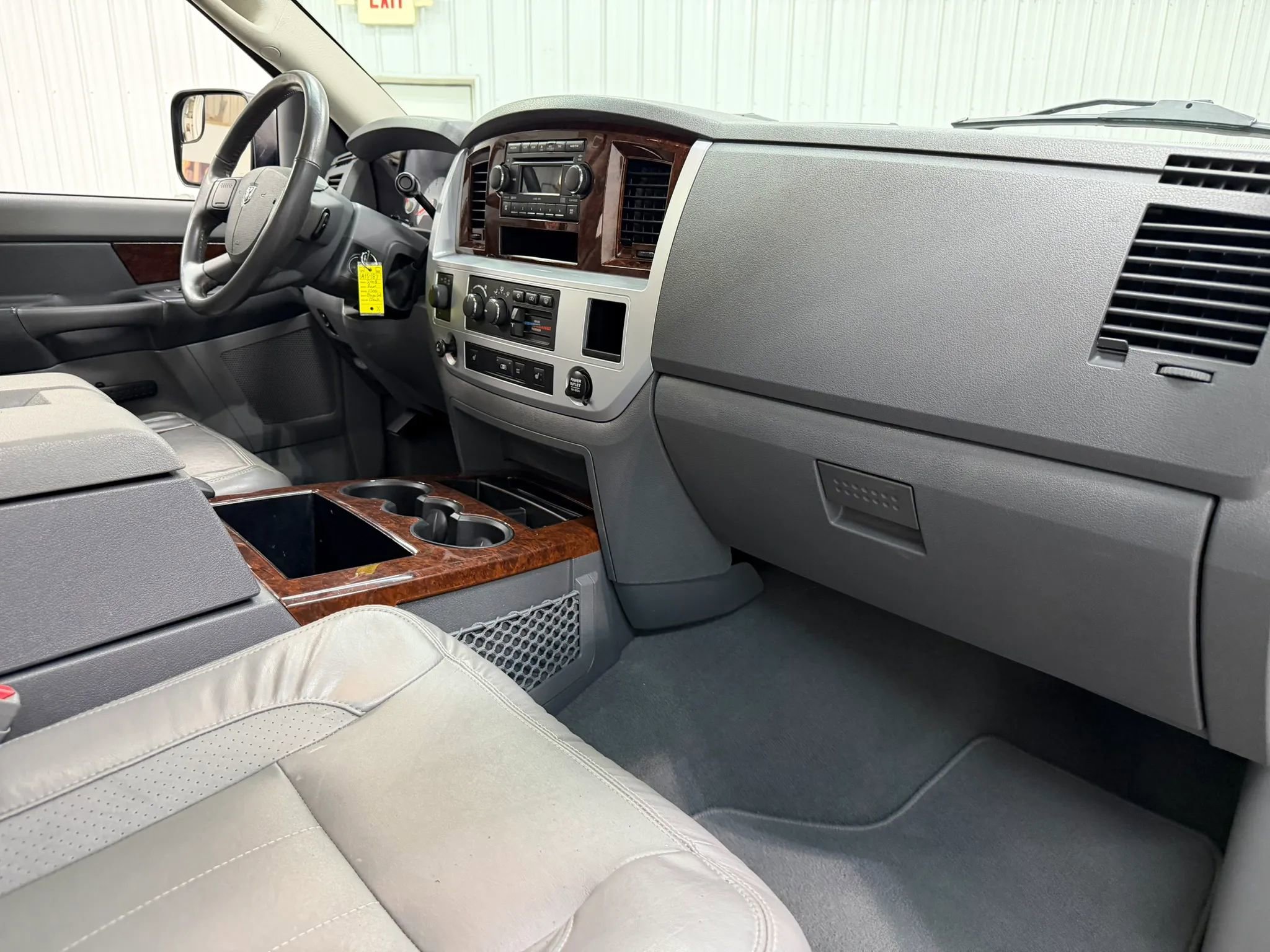 Used 2008 Dodge Ram 1500 Truck Laramie w/ Trailer Tow Group image 14