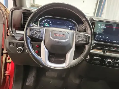 Used 2024 GMC Sierra 2500 SLE AWD/4WD image 10