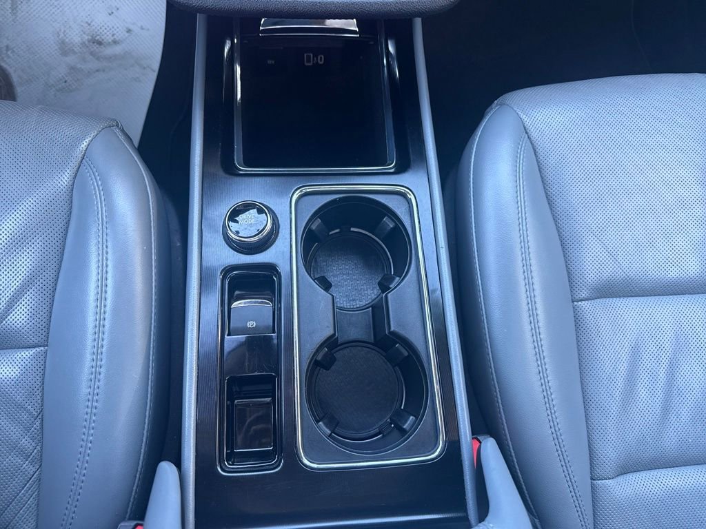 Used 2022 Lincoln Corsair Reserve w/ Sport Package image 19