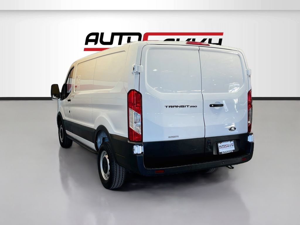 Used 2026 Ford Transit 250 Low Roof w/ Load Area Protection Package RWD image 5