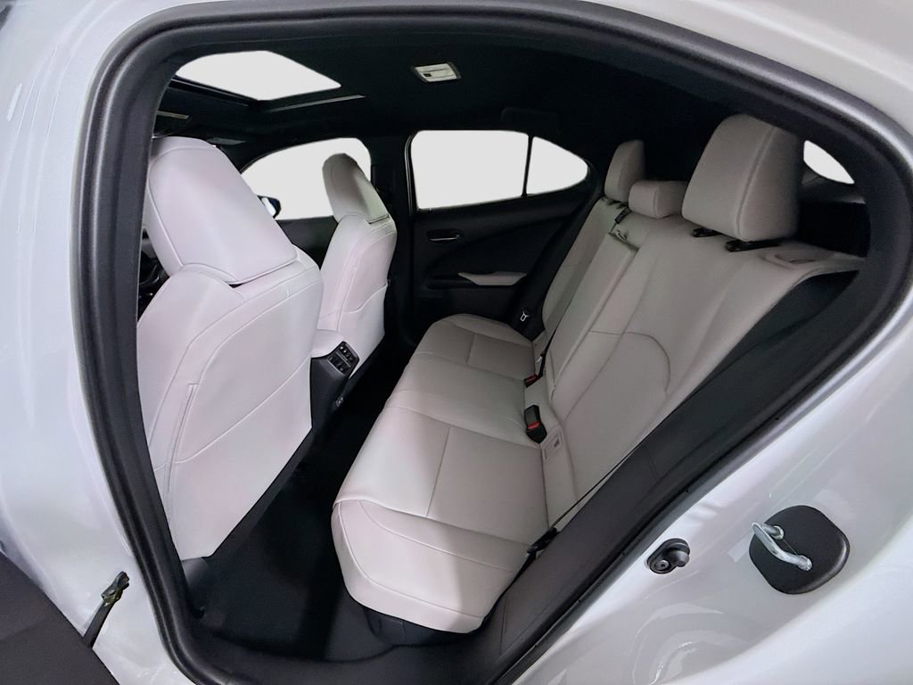 New 2026 Lexus UX 300h FWD image 22