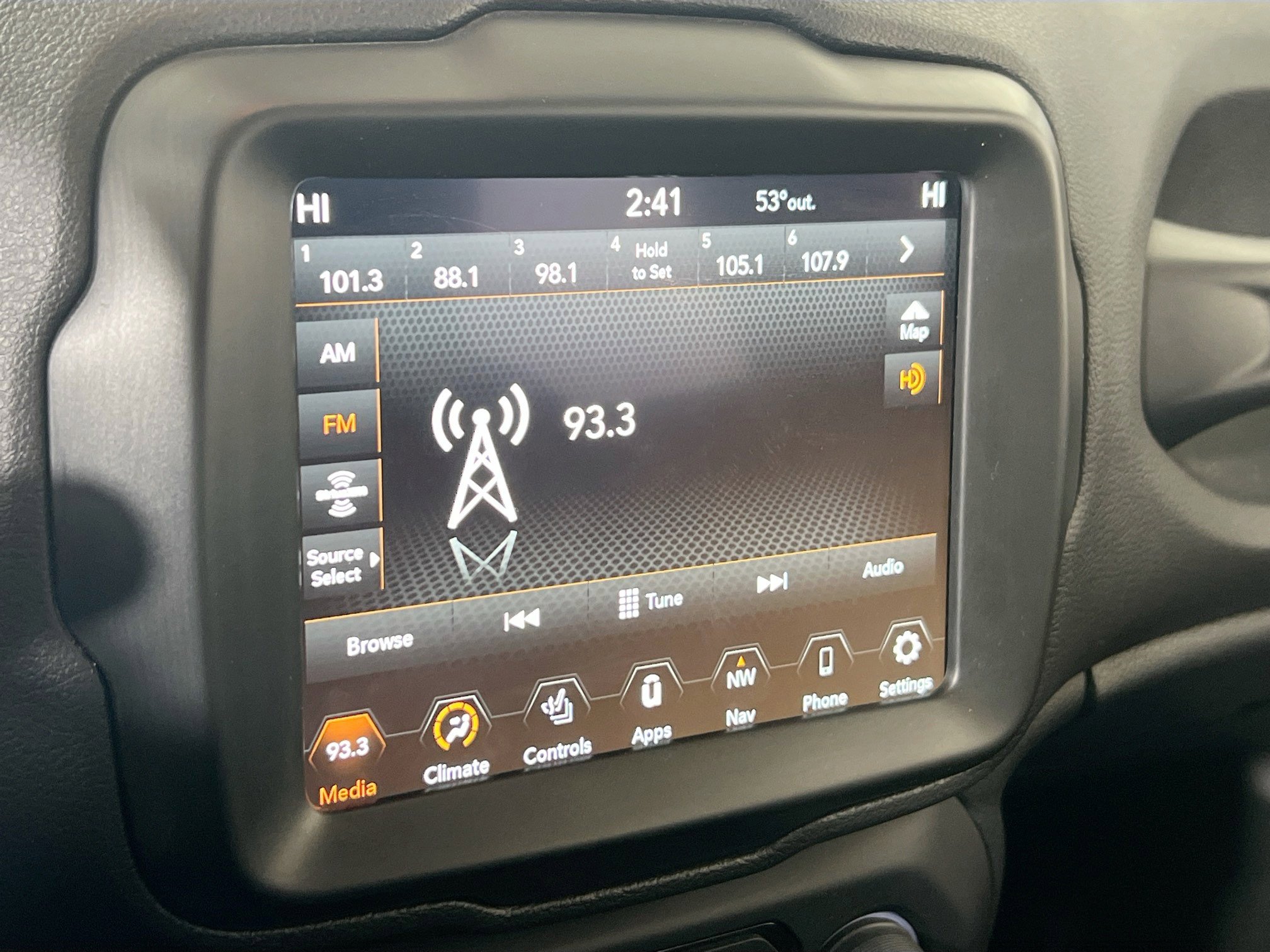 Used 2022 Jeep Renegade Latitude w/ Convenience Group AWD/4WD image 15