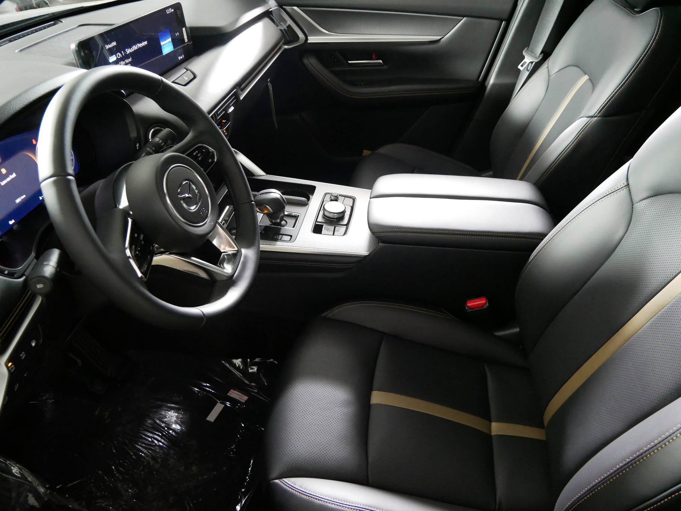 New 2026 MAZDA CX-90 Plug-In Hybrid w/ Premium Plus image 4