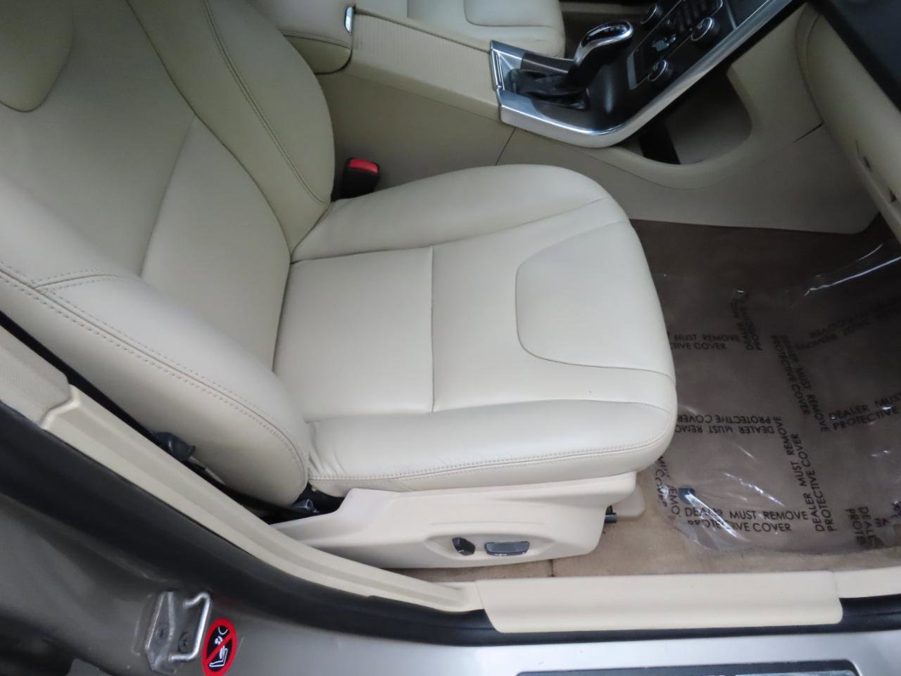 Used 2015 Volvo V60 T5 Premier AWD/4WD image 16