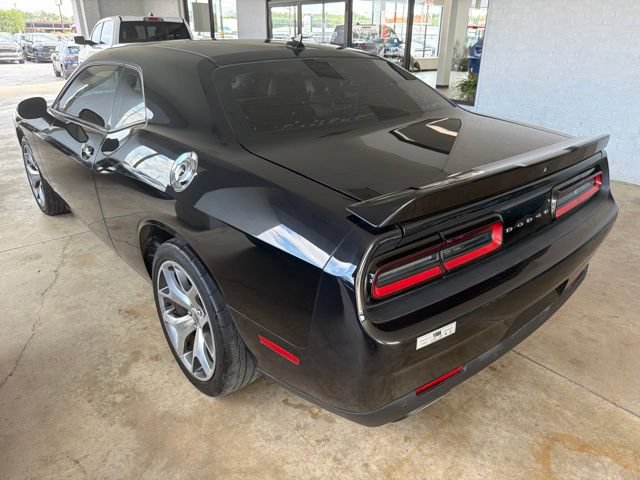 Used 2016 Dodge Challenger SXT Plus RWD image 3