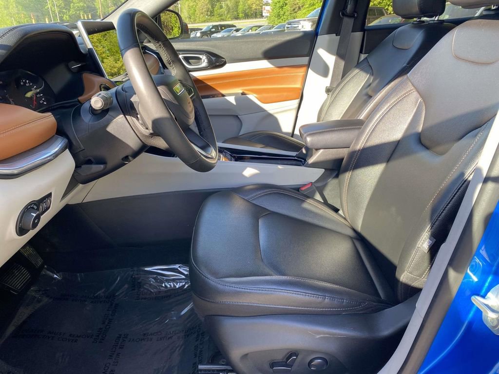 Used 2024 Jeep Compass Limited image 13