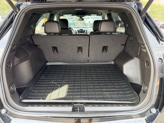 Used 2022 Chevrolet Equinox RS w/ RS Leather Package AWD/4WD image 27