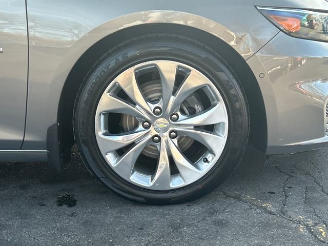 Used 2018 Chevrolet Malibu Premier w/ Driver Confidence Package image 29