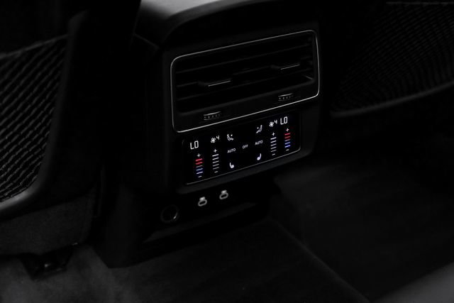 Used 2023 Audi Q7 3.0T Prestige w/ Prestige Package AWD/4WD image 43