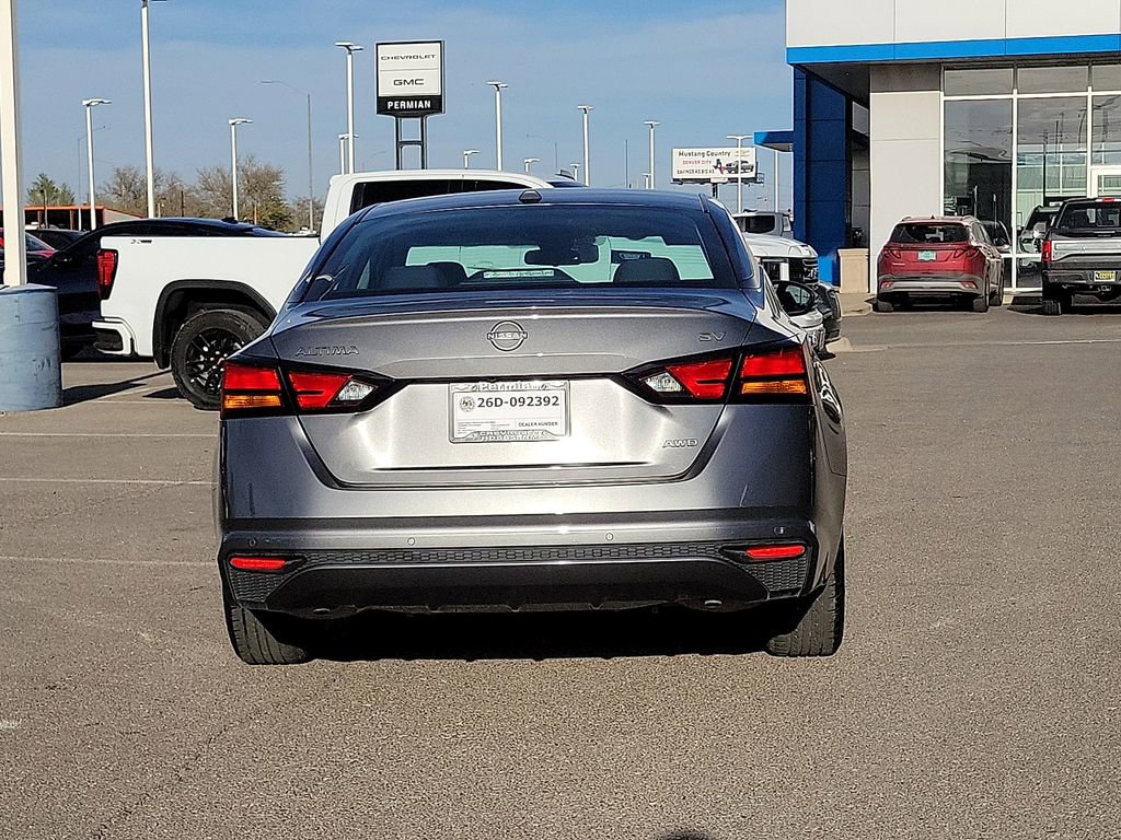Used 2023 Nissan Altima 2.5 SV AWD/4WD image 9