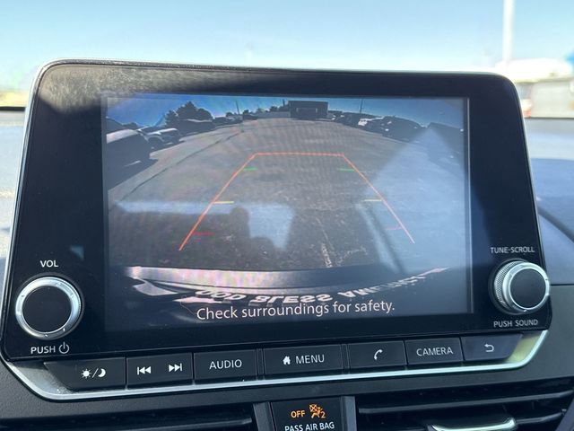 Used 2023 Nissan Altima 2.5 SV image 14