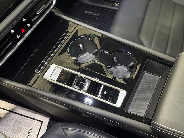 New 2026 Volkswagen Atlas SEL image 15