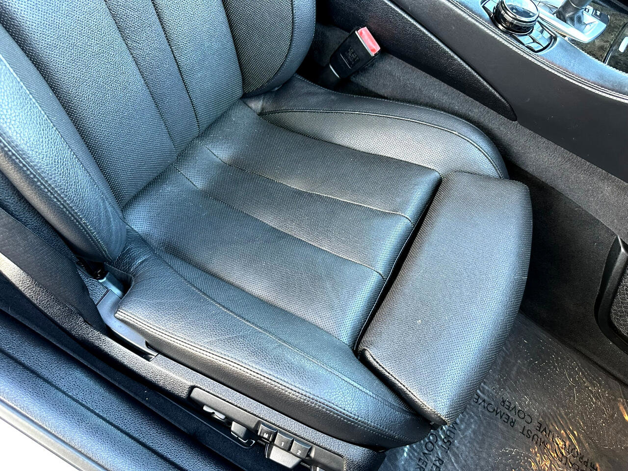 Used 2015 BMW 640i Convertible image 42