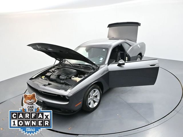 Used 2023 Dodge Challenger SXT image 39