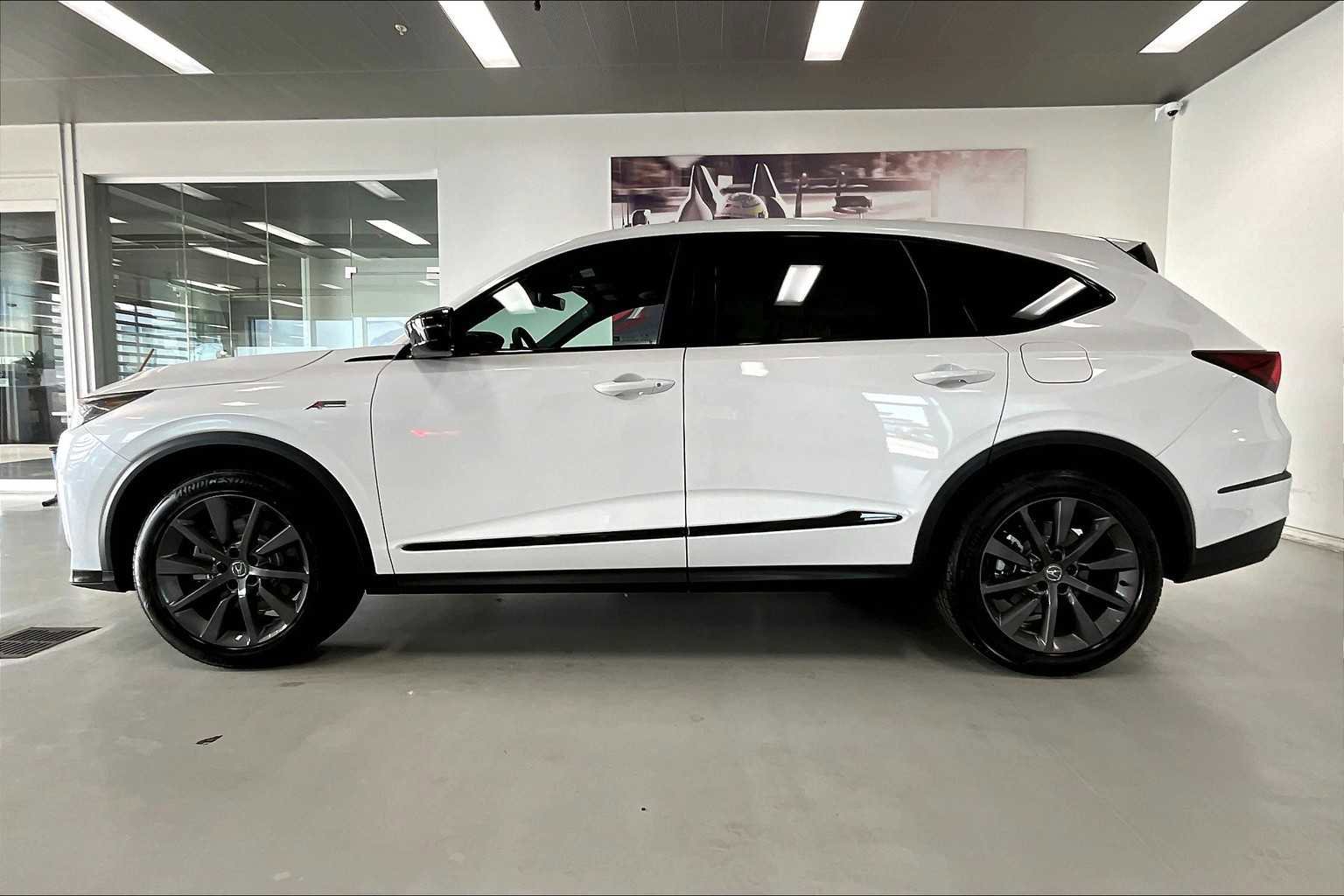 New 2026 Acura MDX A-Spec image 3