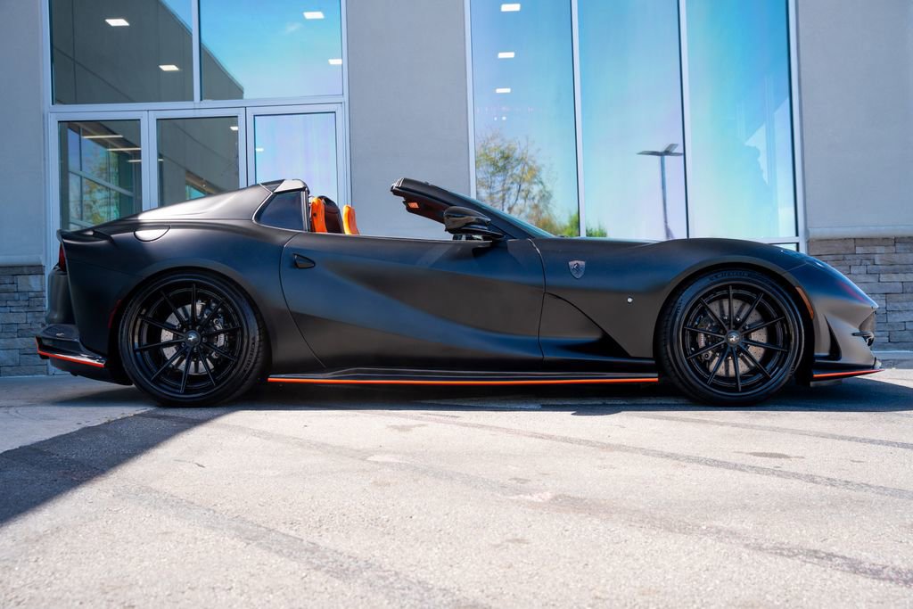 Used 2023 Ferrari 812 GTS RWD image 7