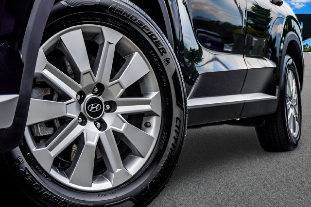 Certified 2025 Hyundai Palisade SEL FWD image 12