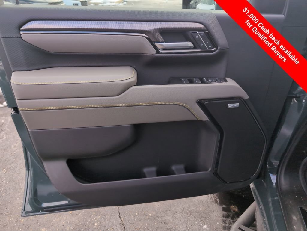 New 2026 Chevrolet Silverado 2500 ZR2 w/ LPO, Dark Essentials Package image 16