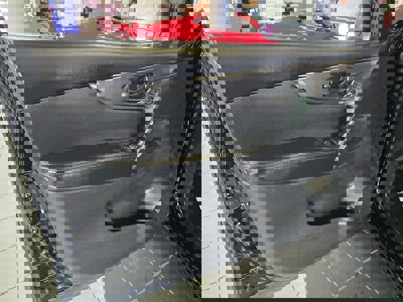 Used 2019 Nissan Rogue Sport S w/ Appearance Package image 7