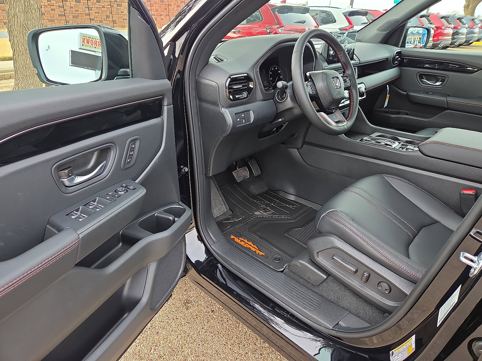 New 2025 Honda Pilot TrailSport image 10