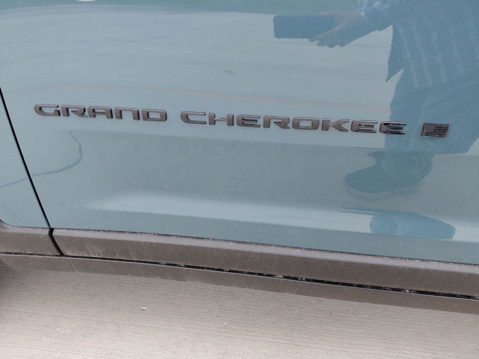 New 2026 Jeep Grand Cherokee Limited w/ Limited Altitude Package AWD/4WD image 22