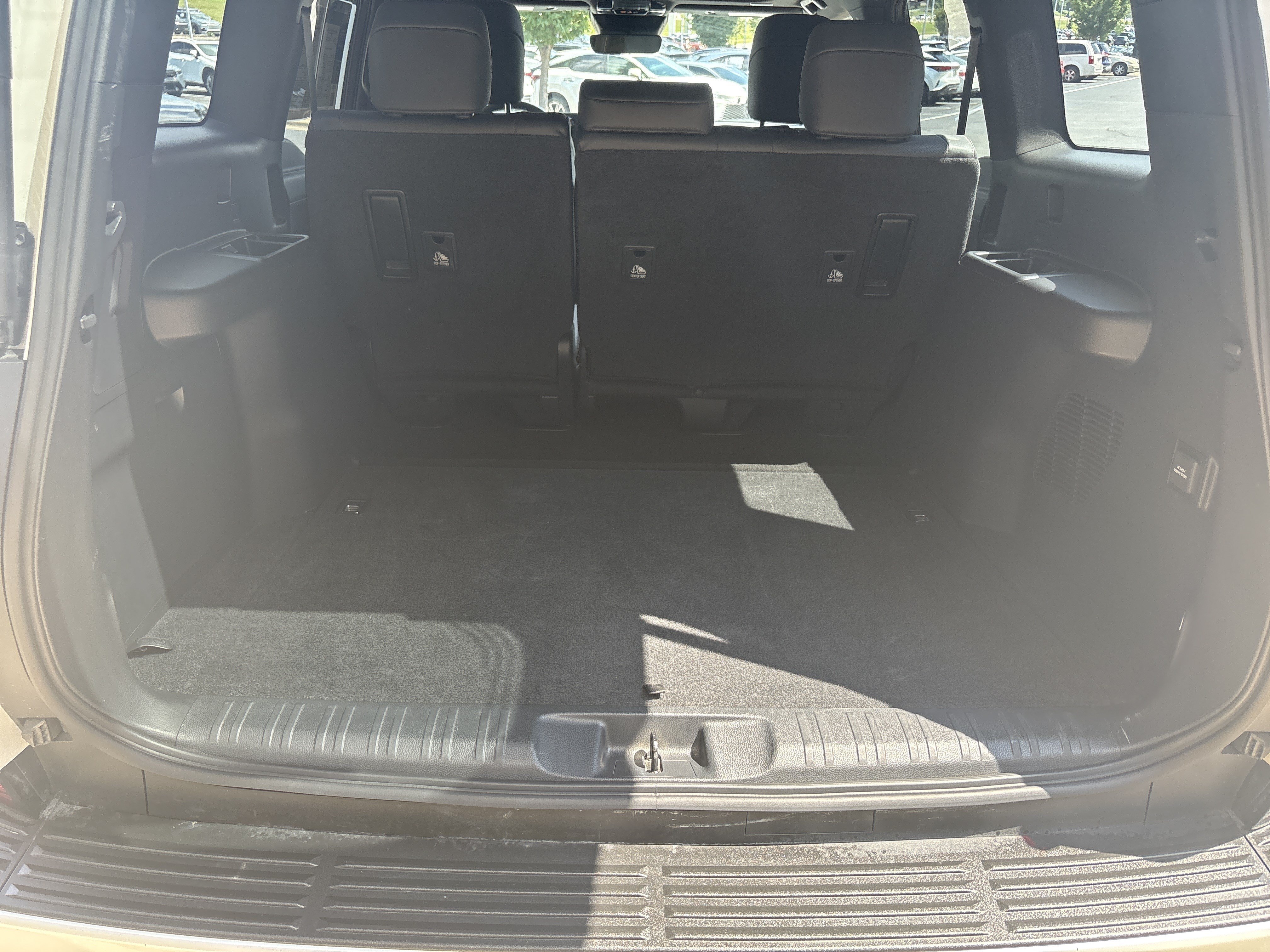 Used 2024 Lexus GX 550 AWD/4WD image 32