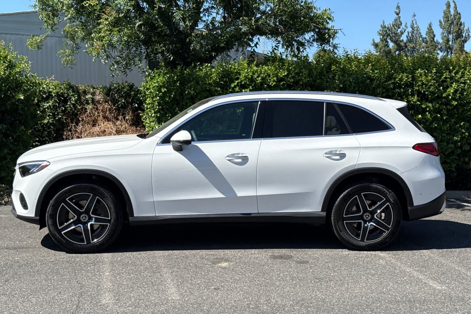 New 2026 Mercedes-Benz GLC 300 image 6