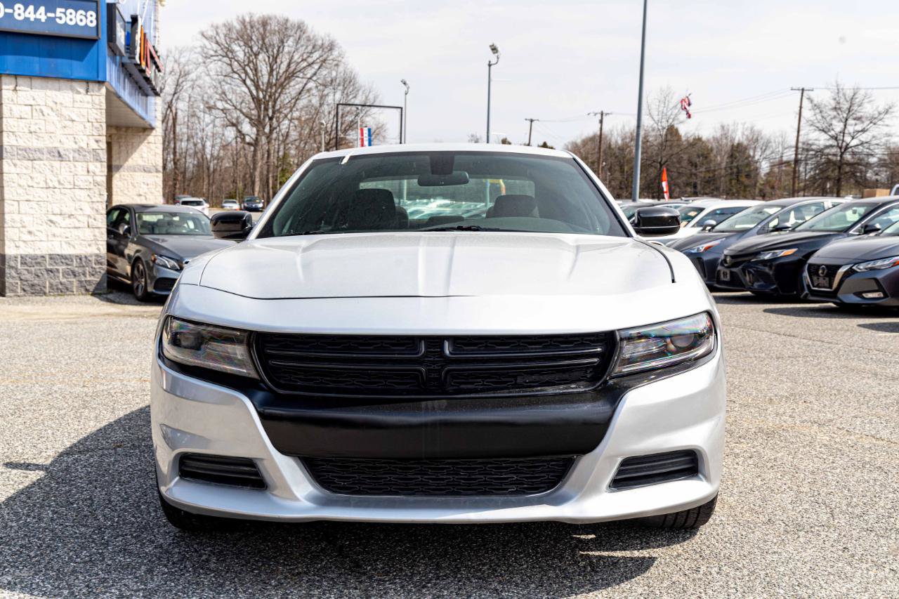 Used 2021 Dodge Charger SXT w/ Blacktop Package RWD image 2