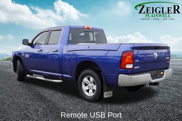 Used 2017 RAM 1500 Classic SLT image 2