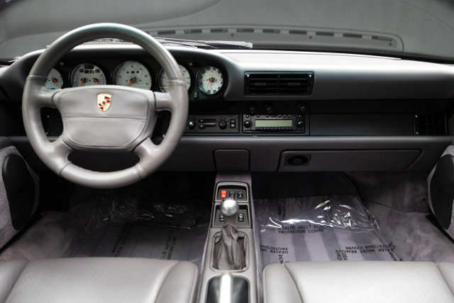 Used 1997 Porsche 911 Carrera RWD image 3