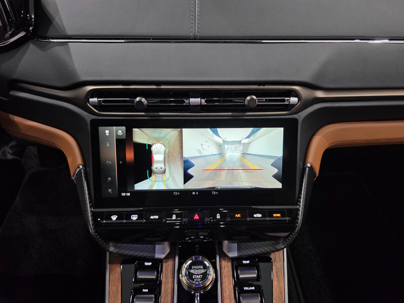 Used 2026 Aston Martin Vanquish 60th Anniversary Edition RWD image 14