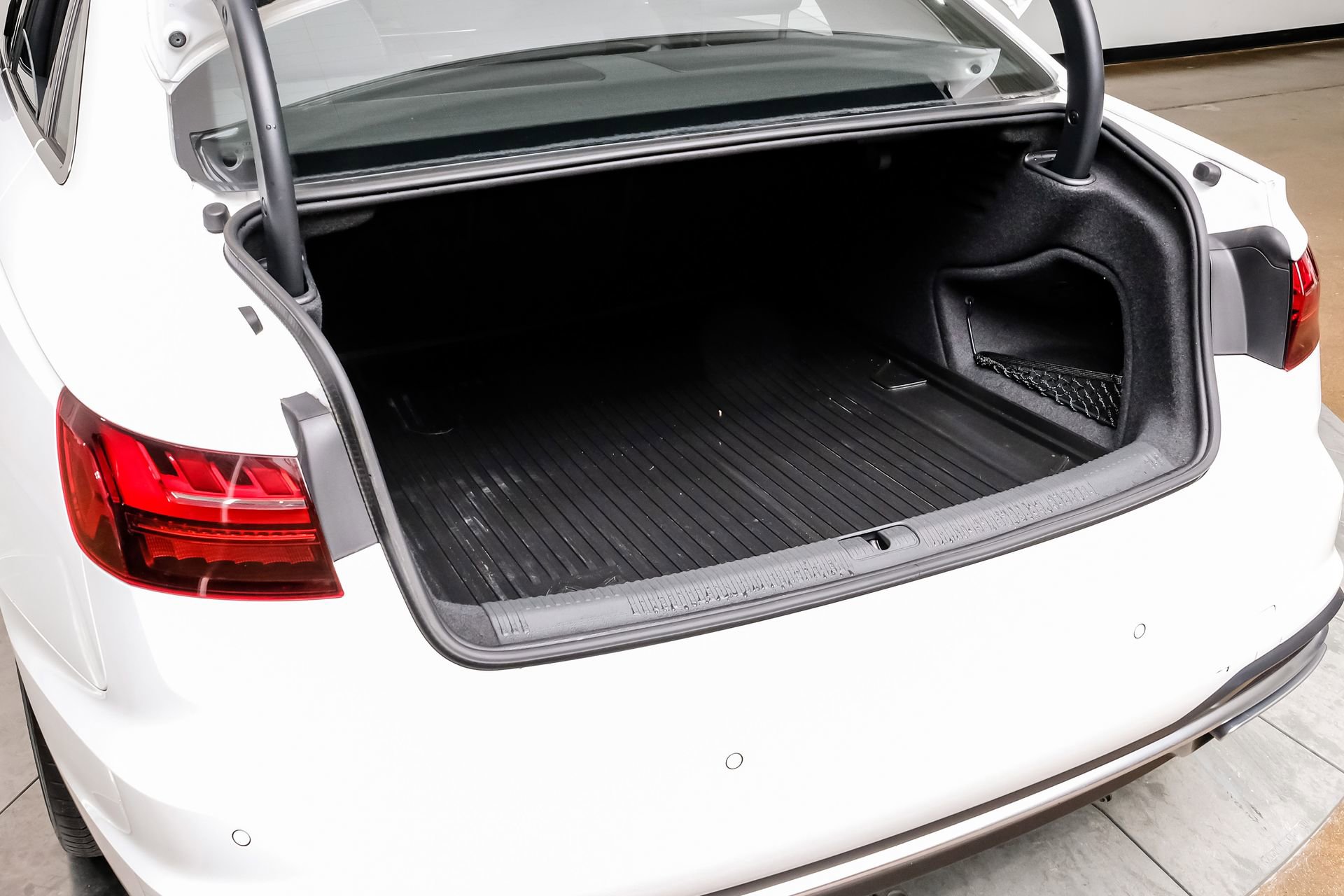 Used 2023 Audi A4 2.0T Premium w/ Convenience Package image 58