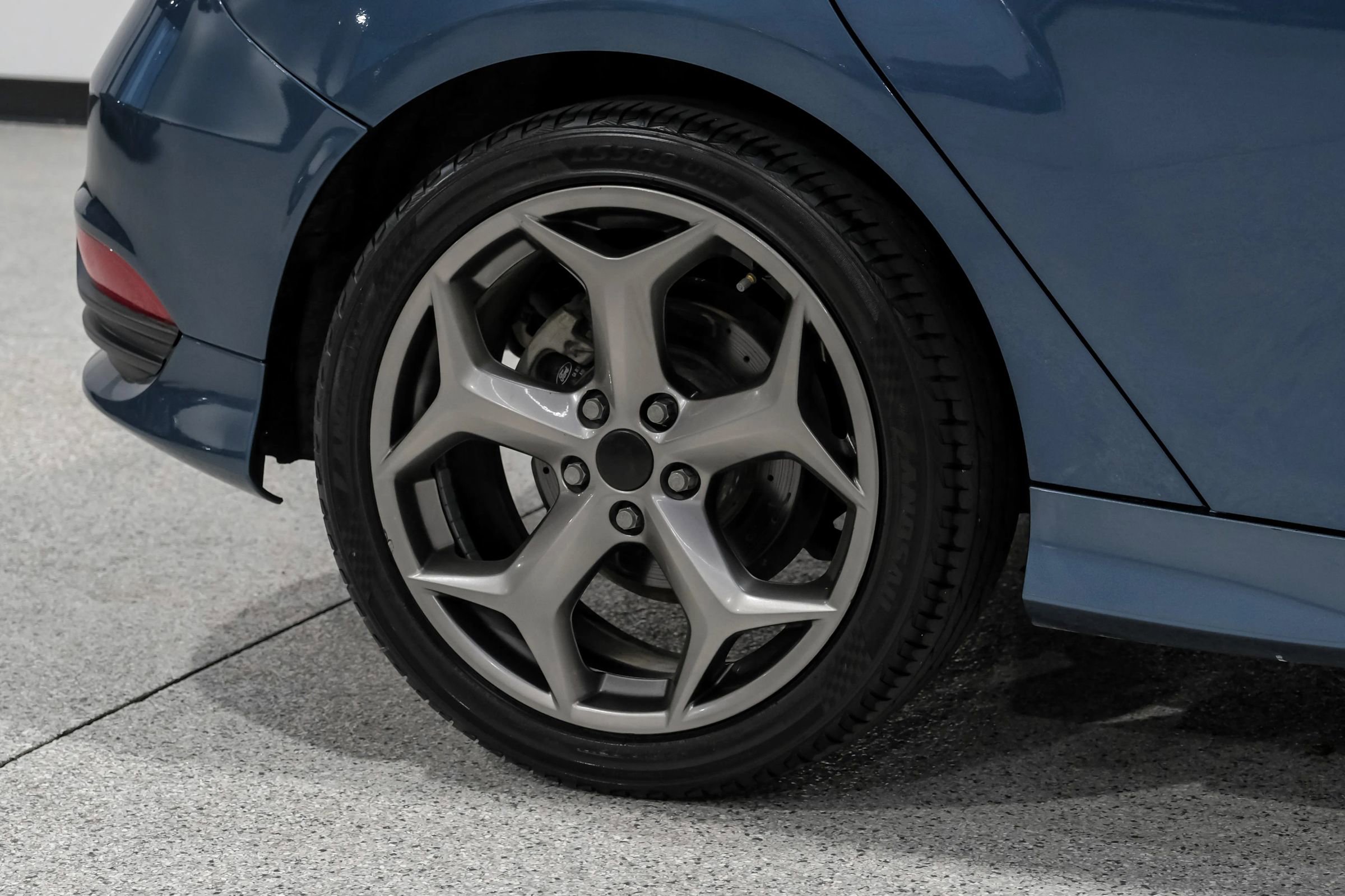 Used 2018 Ford Focus ST image 52