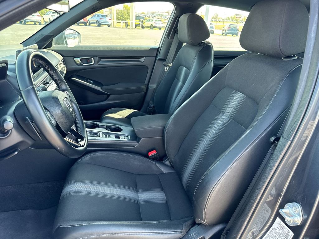 Used 2024 Honda Civic Sport image 11
