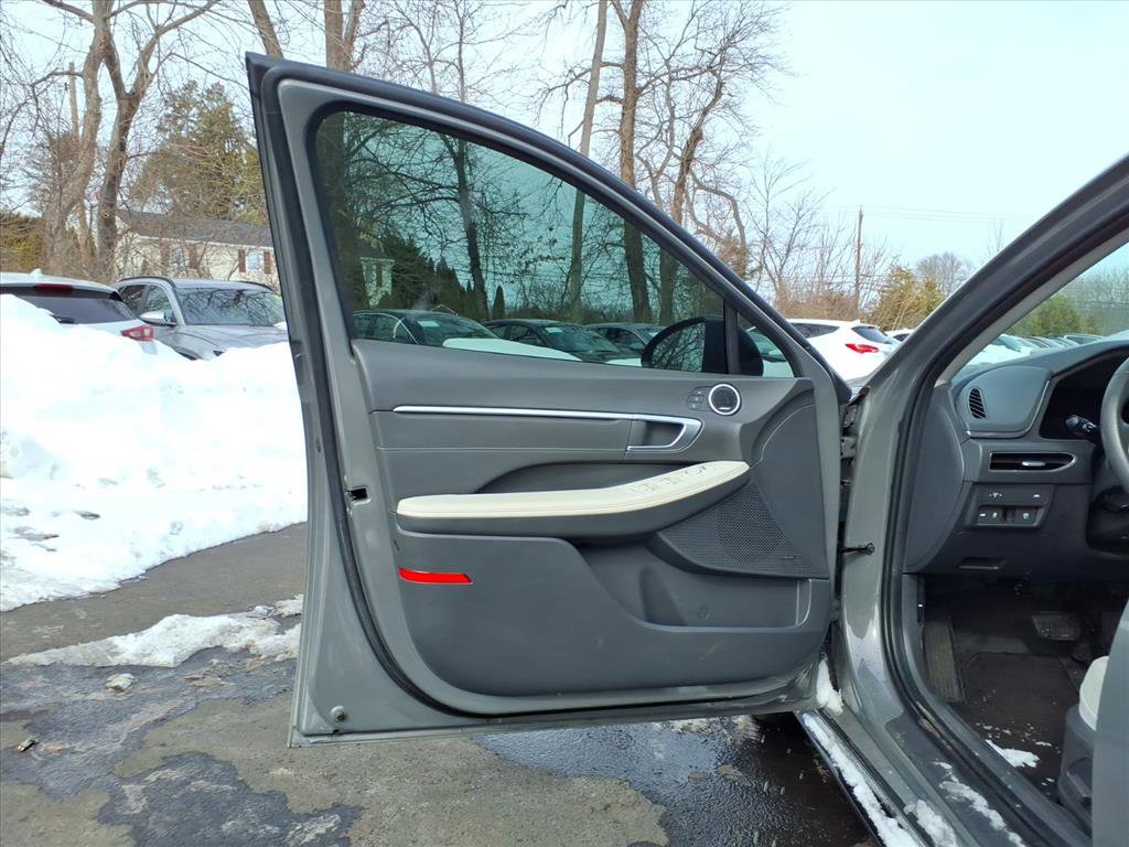 Certified 2023 Hyundai Sonata Limited w/ Cargo Package FWD image 25