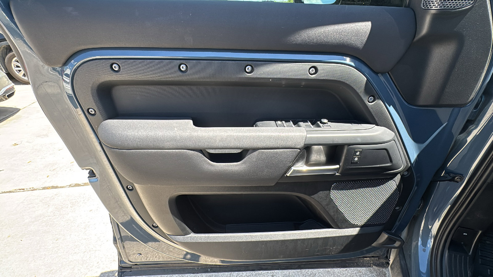 Used 2021 Land Rover Defender 110 S image 12