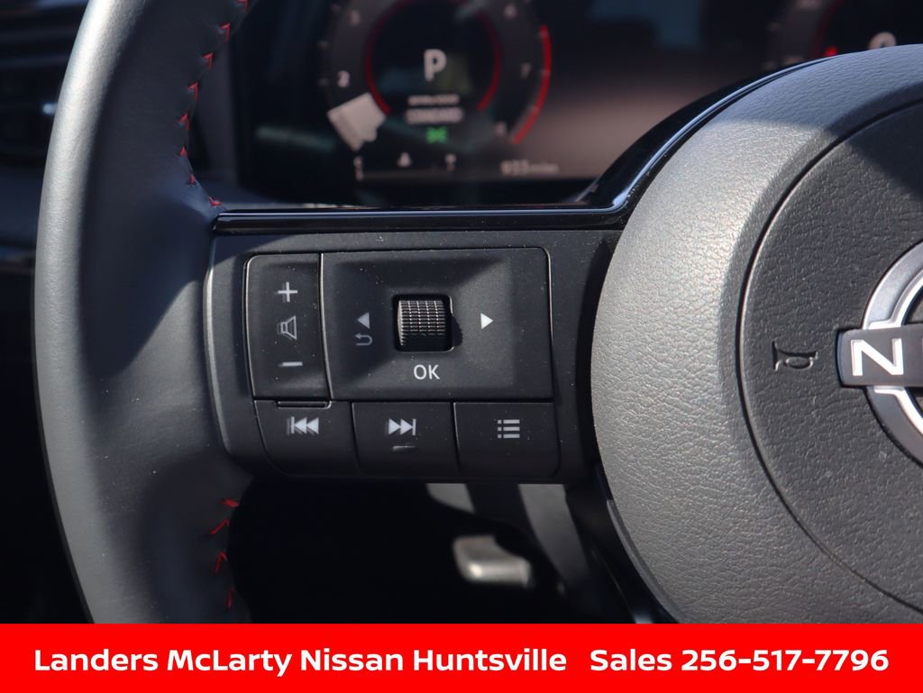 Used 2025 Nissan Kicks SV w/ Illumination Package image 23