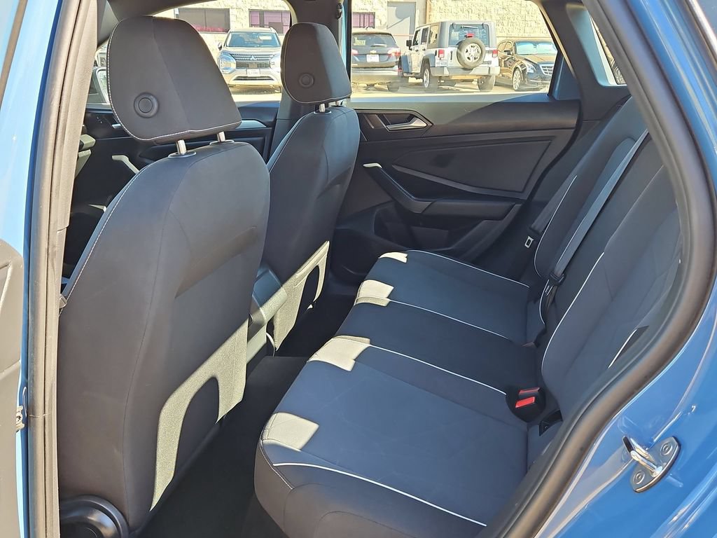 Used 2025 Volkswagen Jetta Sport FWD image 28