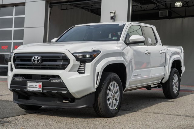 New 2025 Toyota Tacoma SR5 image 3