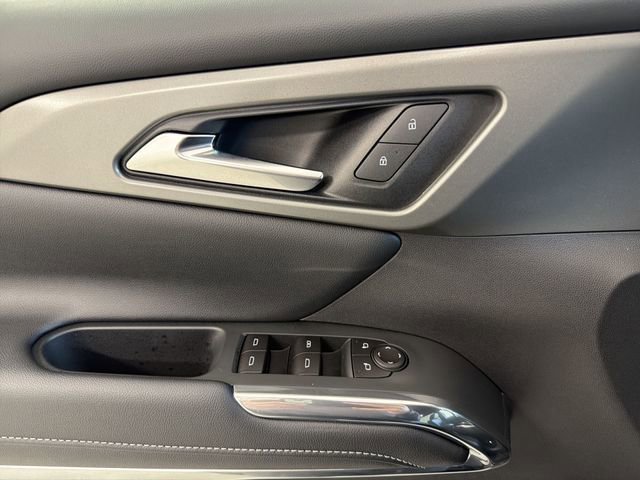 New 2026 Chevrolet Traverse LT w/ Sun and Wheel Package image 27