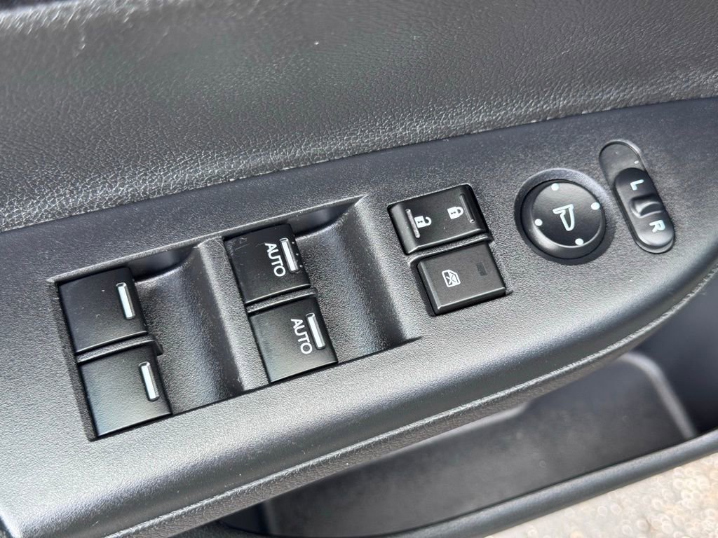 Used 2013 Honda Accord EX-L image 27